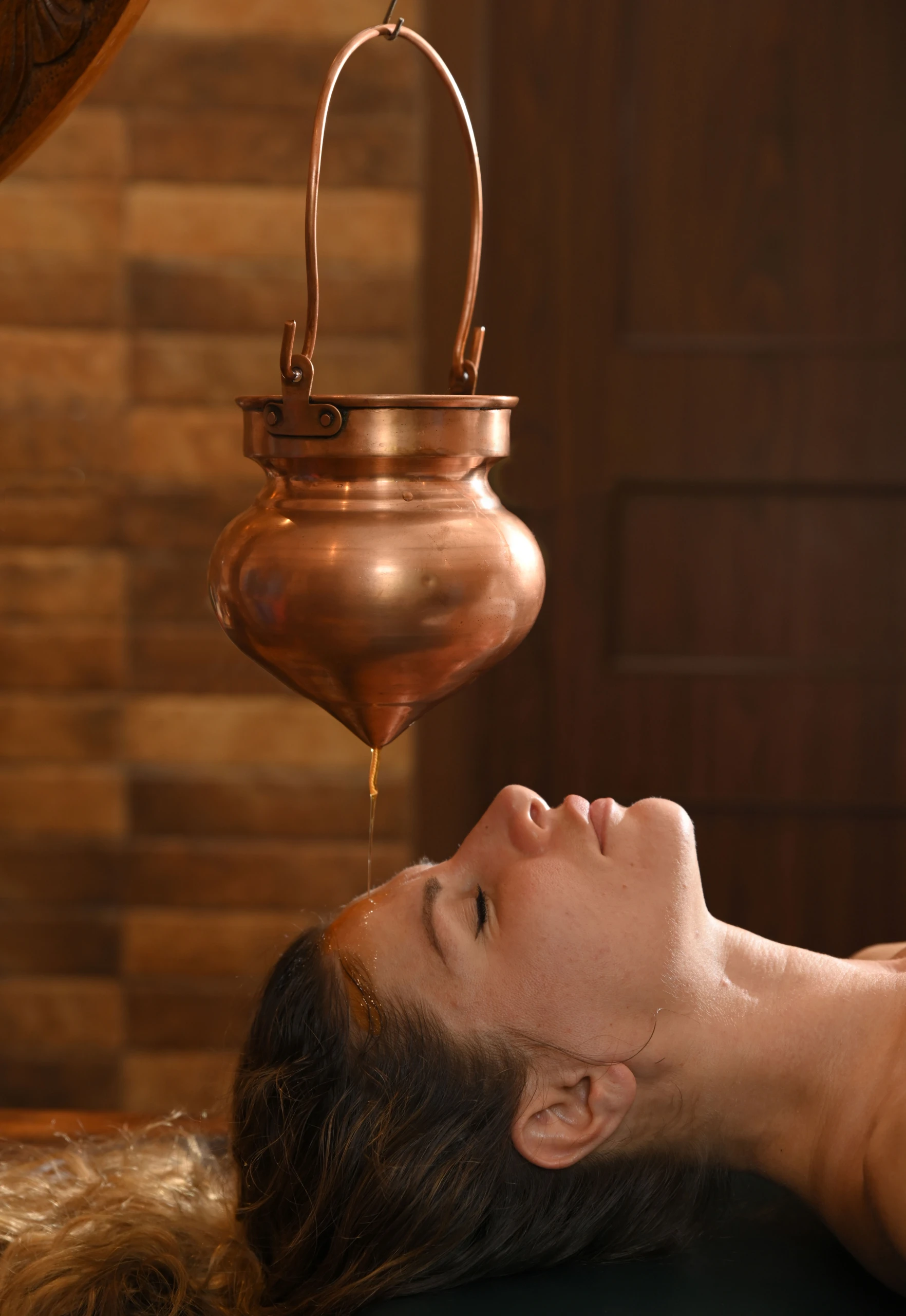 Abhyanga - Synchronised Ayurvedic Oil Massage